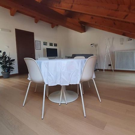 Appartamento Residenza Lavinia Monforte D'Alba Luaran gambar